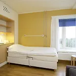 Gaustad 3*